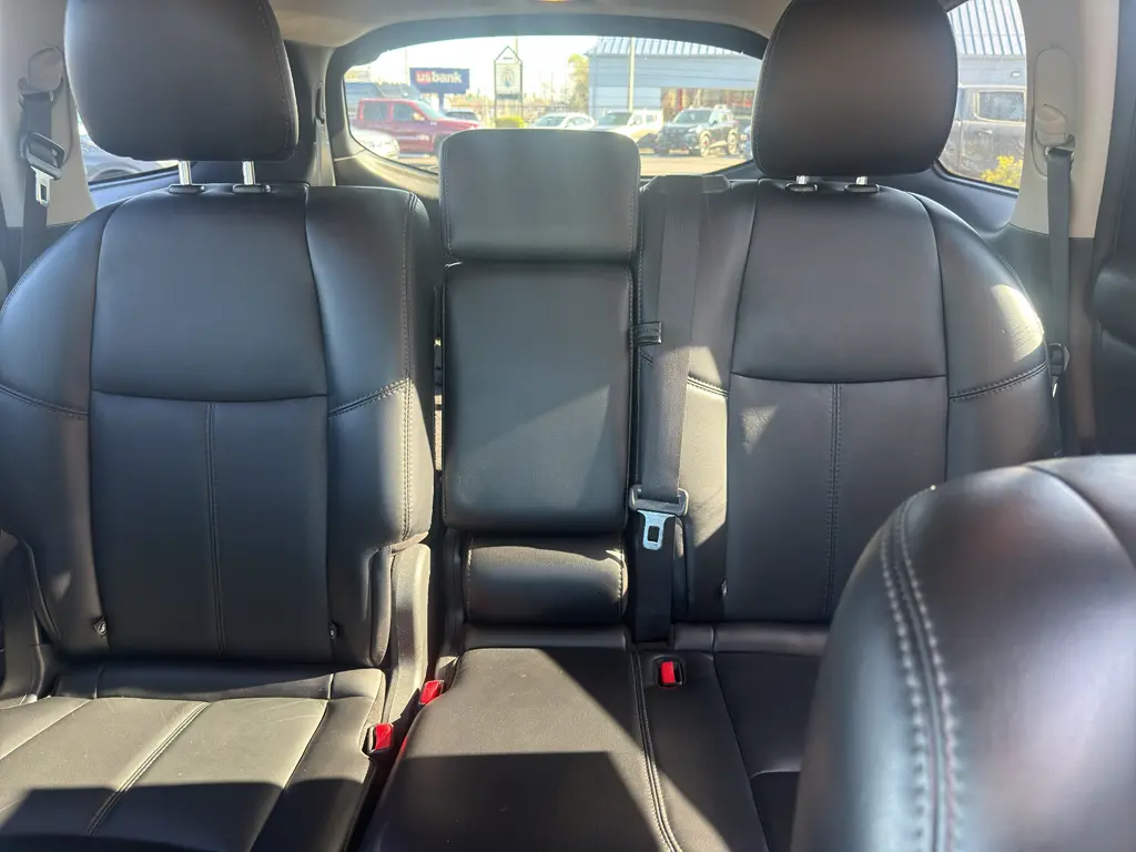 2014 Nissan Pathfinder - $7,995