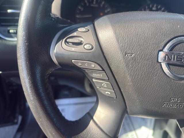 2014 Nissan Pathfinder - $7,995