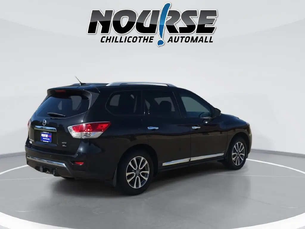 2015 Nissan Pathfinder - $10,090
