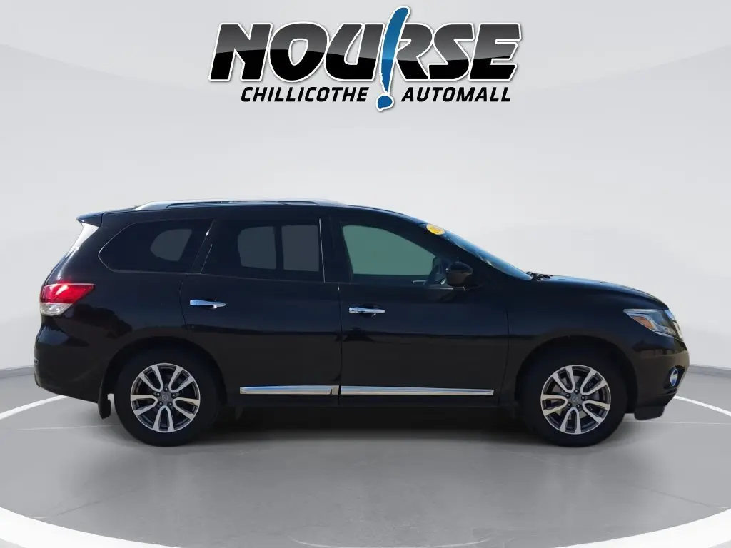 2015 Nissan Pathfinder - $10,090