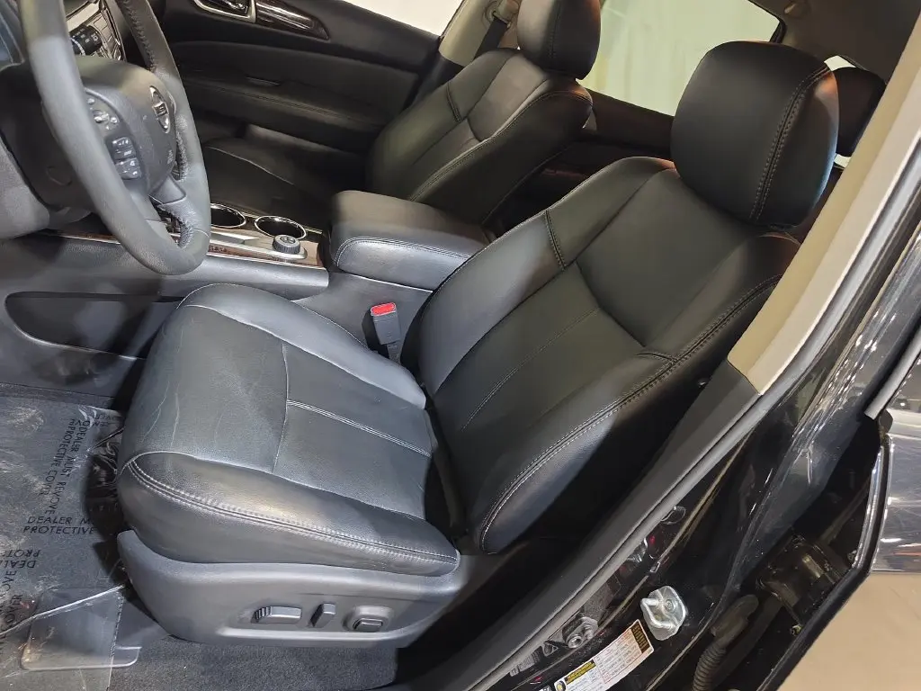 2015 Nissan Pathfinder - $10,090