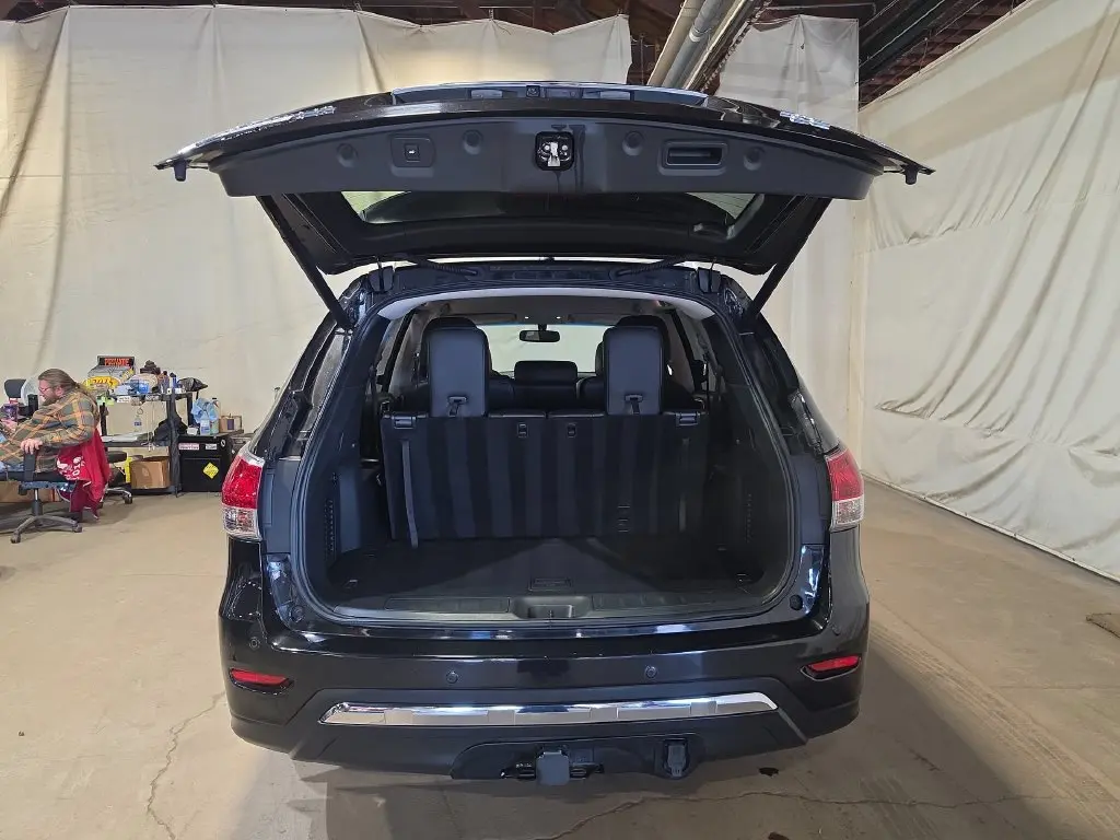 2015 Nissan Pathfinder - $10,090