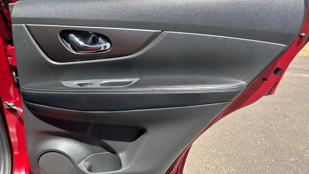 2014 Nissan Rogue S