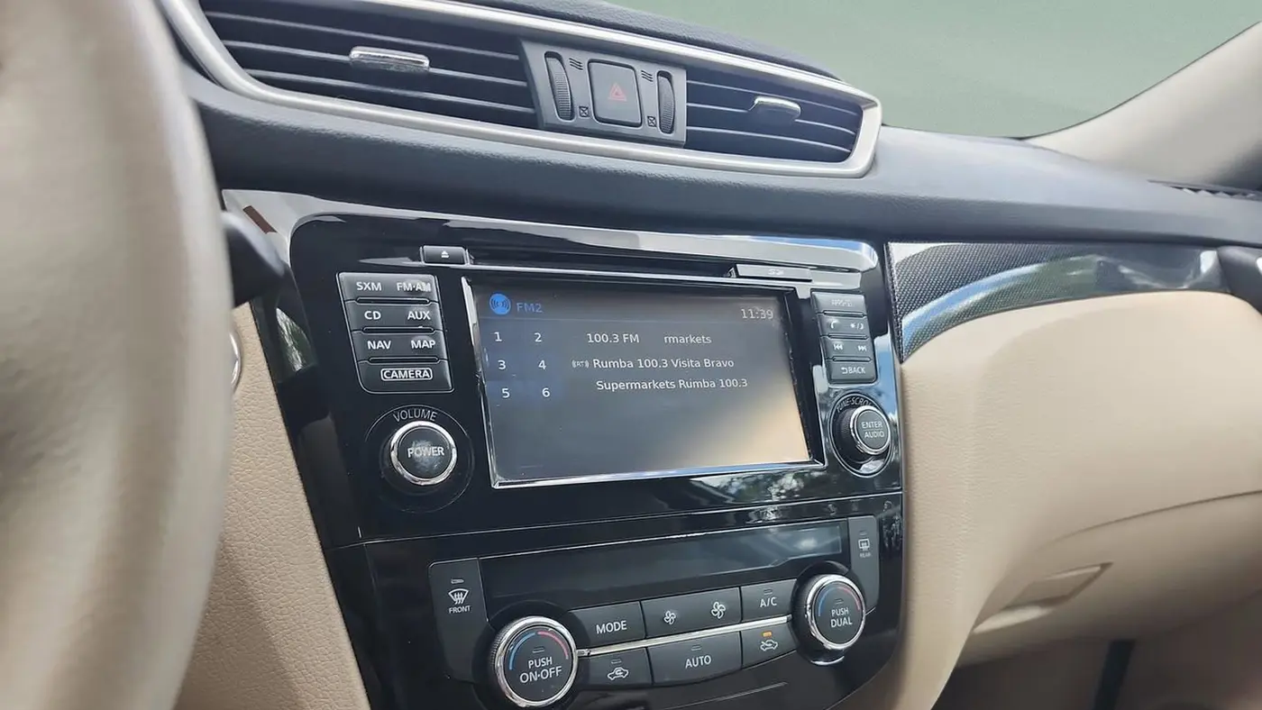 2015 Nissan Rogue SL