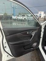 2018 Rogue Thumbnail 15