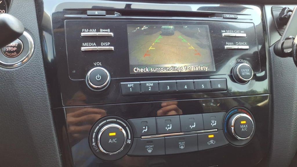 2015 Nissan Rogue S