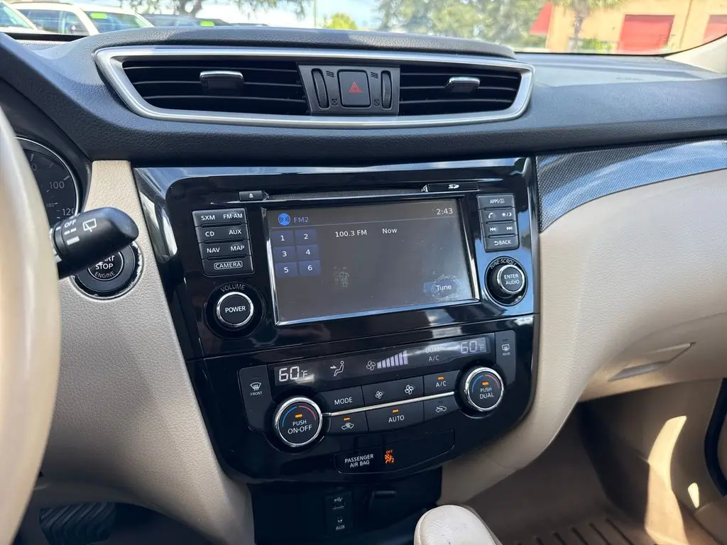 2014 Nissan Rogue - $10,900