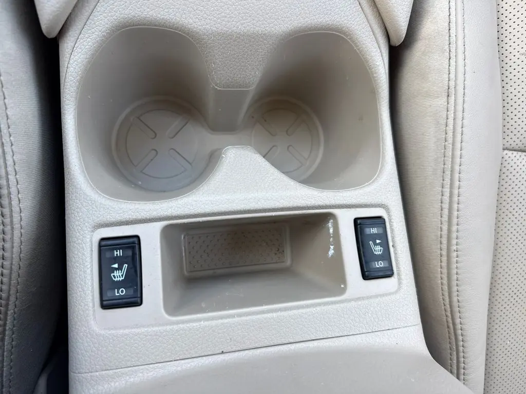 2014 Nissan Rogue - $10,900