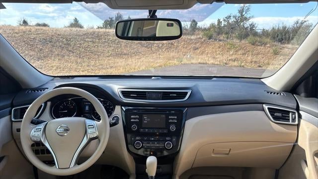 2015 Nissan Rogue S