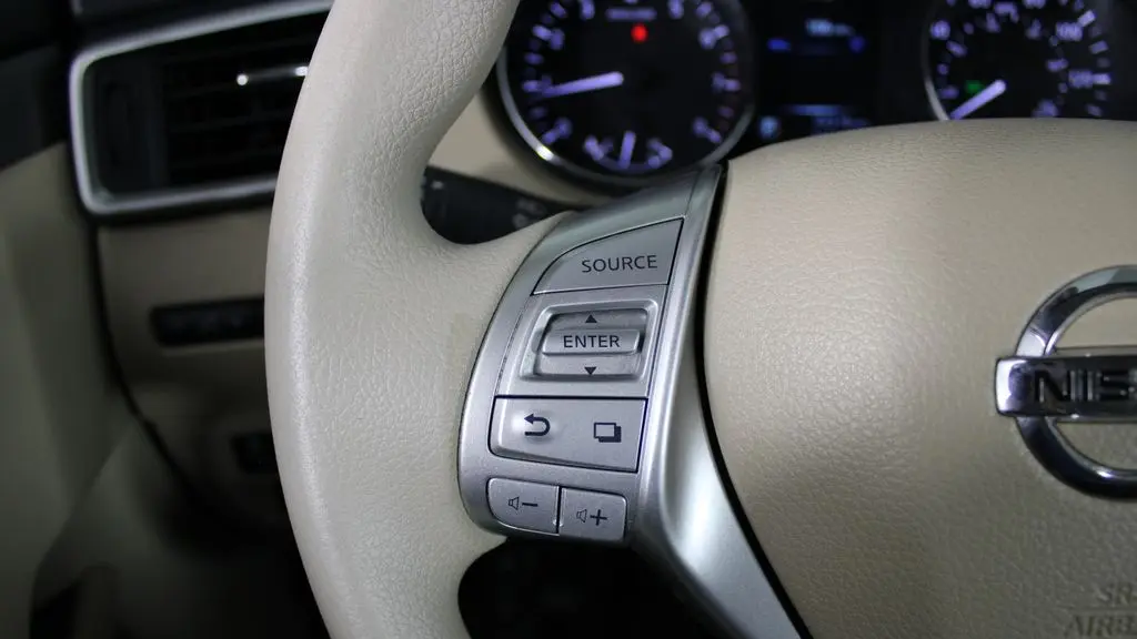 2015 Nissan Rogue S