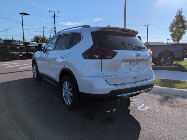 2018 Nissan Rogue - $14,304