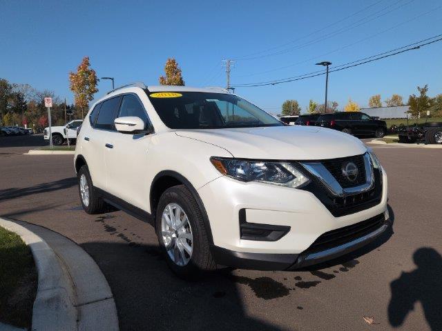 2018 Nissan Rogue - $14,304