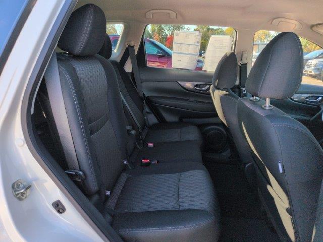 2018 Nissan Rogue - $14,304