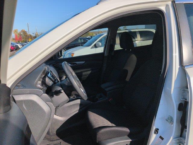 2018 Nissan Rogue - $14,304