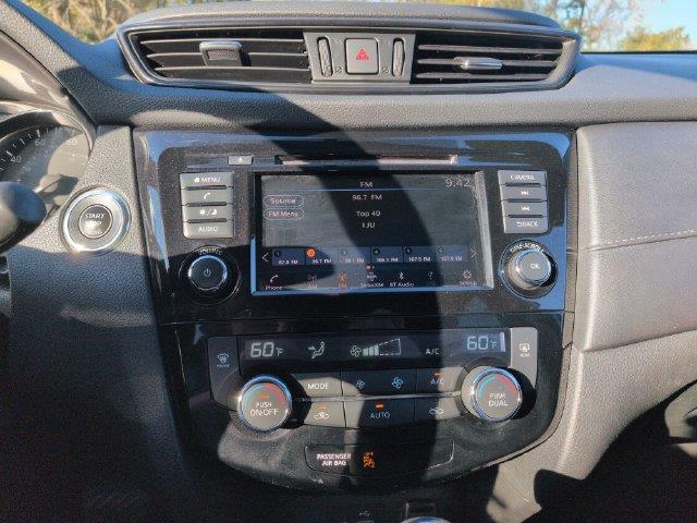 2018 Nissan Rogue - $14,304