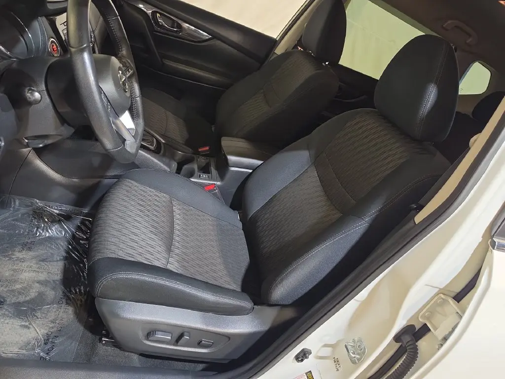 2019 Nissan Rogue - $15,451