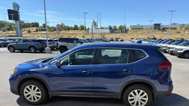 2017 Nissan Rogue S