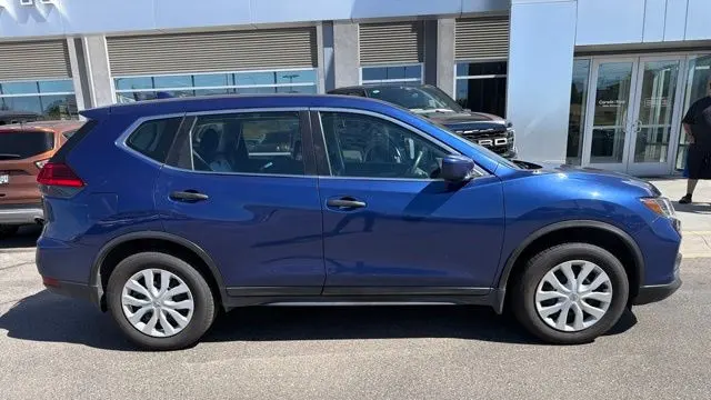 2017 Nissan Rogue S
