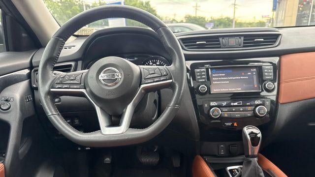 2017 Nissan Rogue SL
