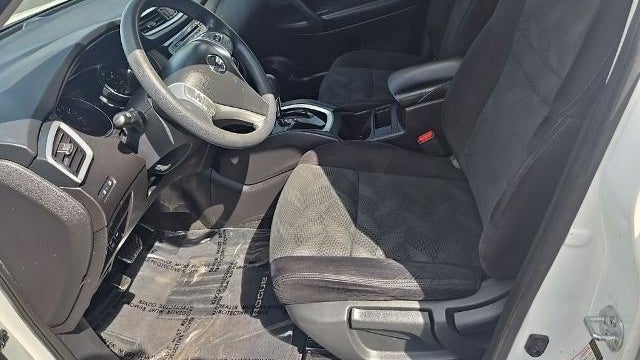 2014 Nissan Rogue S