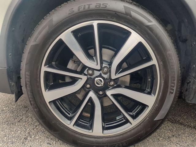 2020 Nissan Rogue - $16,900