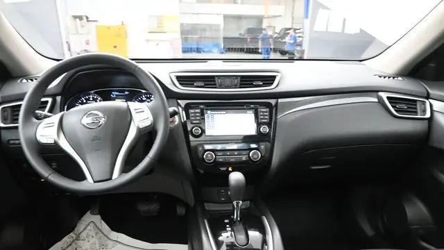 2015 Nissan Rogue S