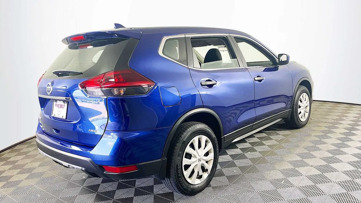 2020 Nissan Rogue S
