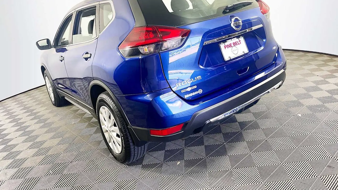 2020 Nissan Rogue S