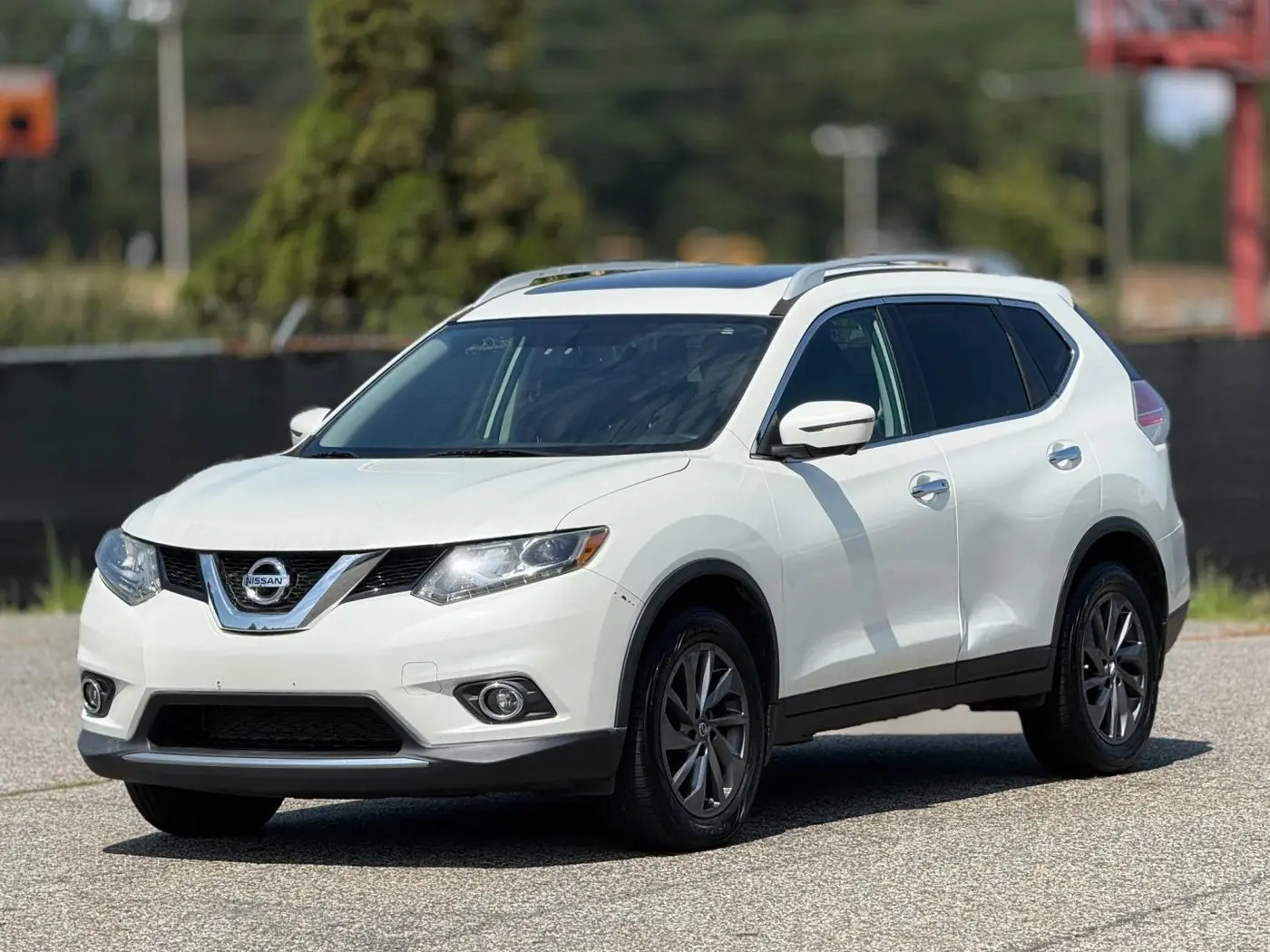 2016 Nissan Rogue - $8,950