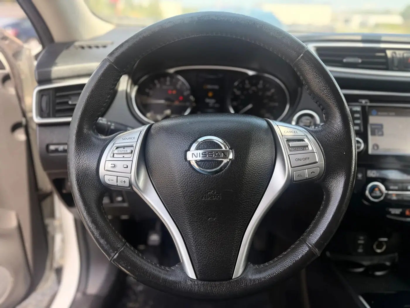 2016 Nissan Rogue - $8,950