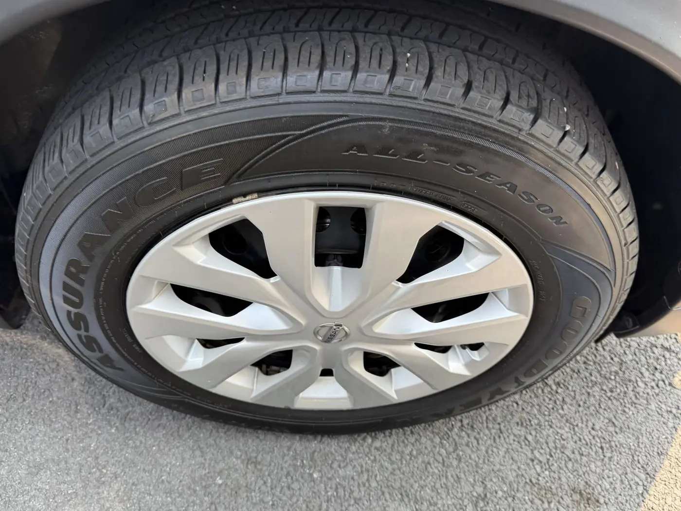 2019 Nissan Rogue - $13,348