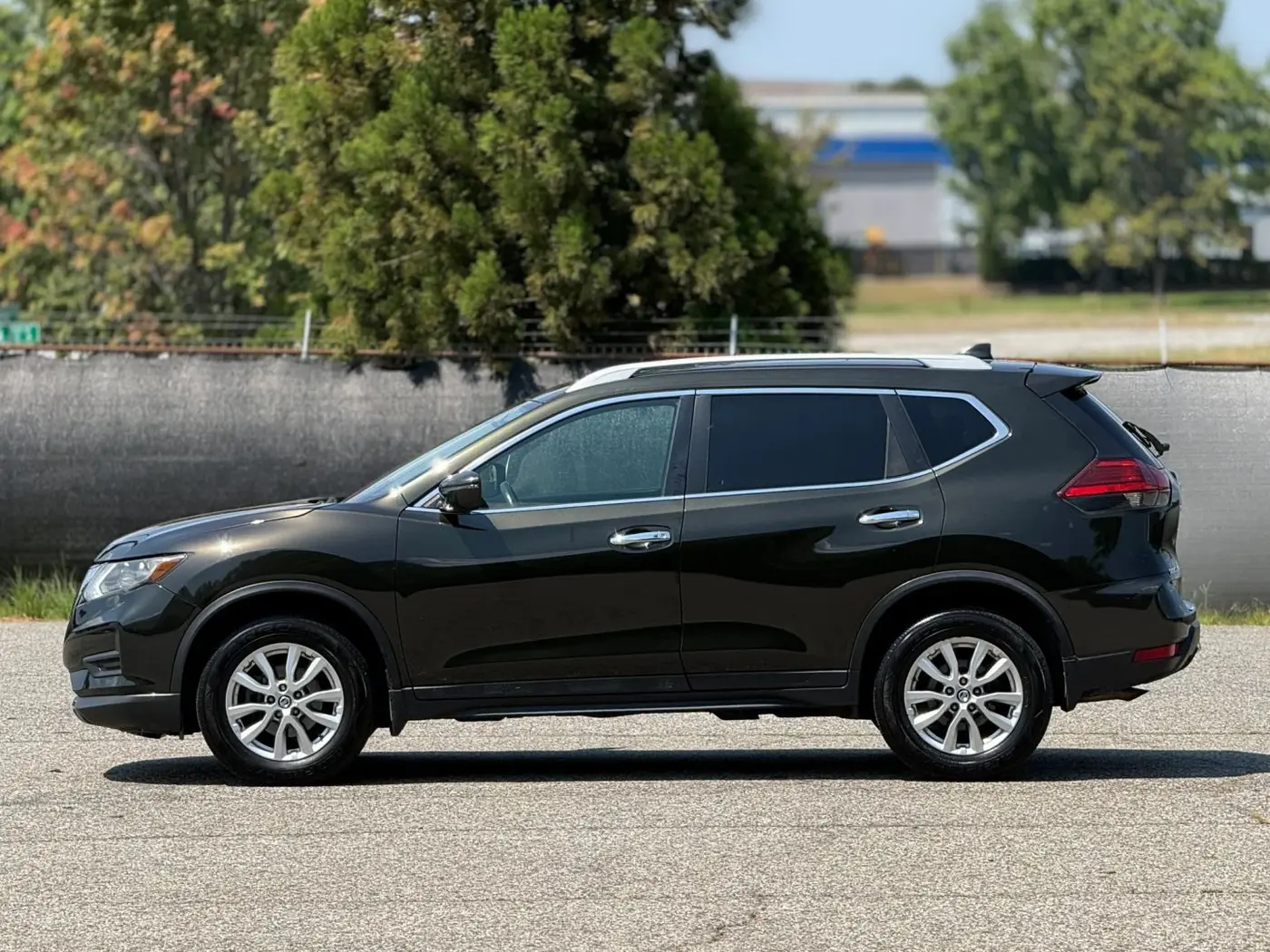 2017 Nissan Rogue - $7,950