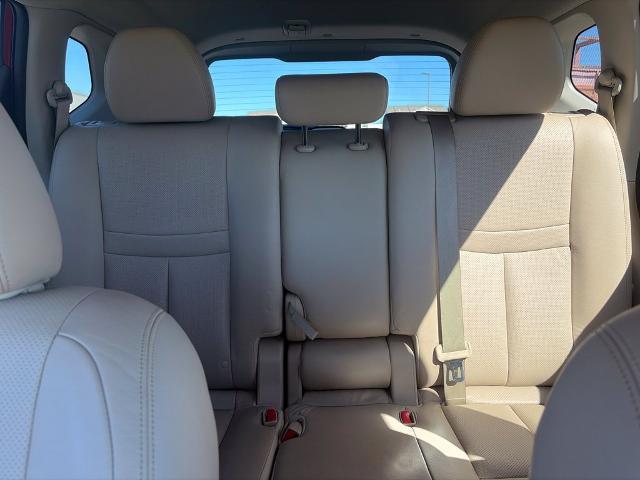 2015 Nissan Rogue - $15,000