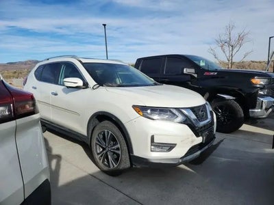Photo of a 2018 Nissan Rogue for sale