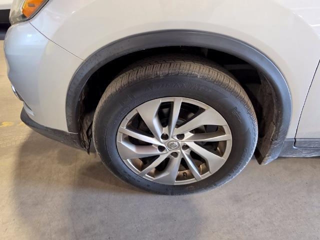 2015 Nissan Rogue - $12,274