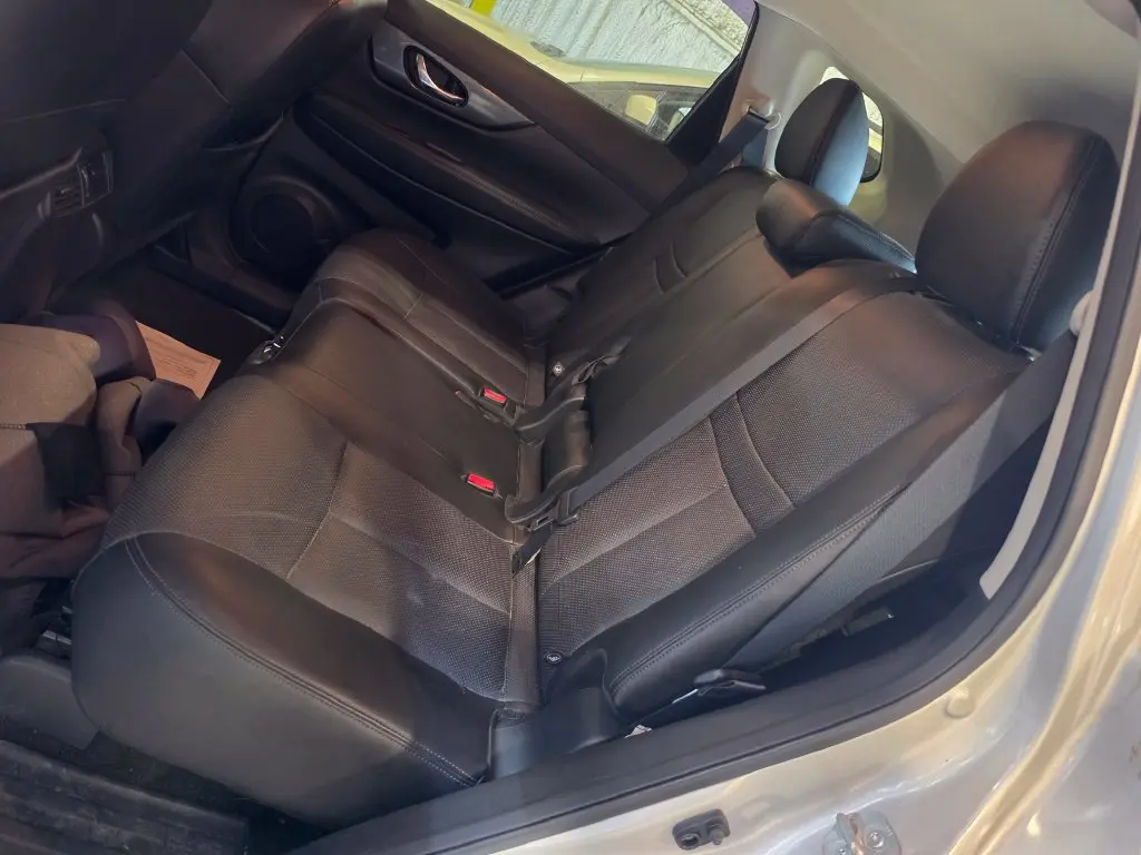 2015 Nissan Rogue - $12,274