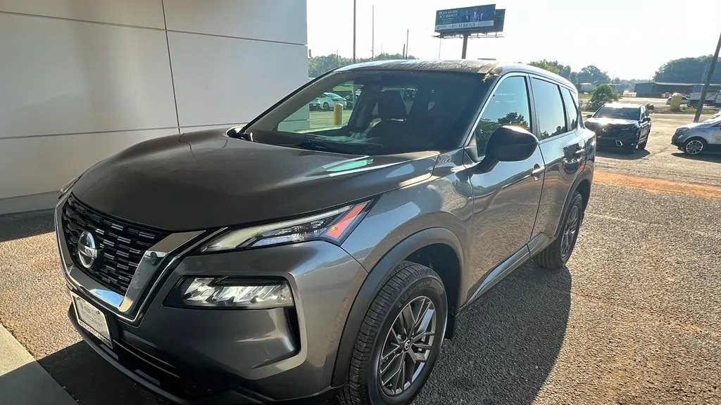 2021 Nissan Rogue S