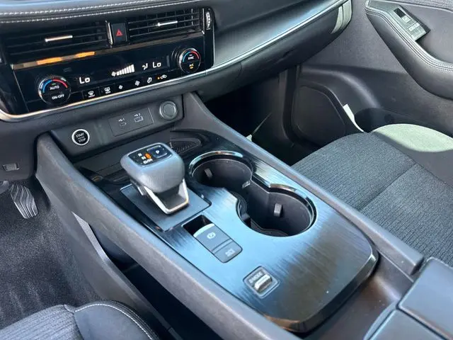2021 Nissan Rogue - $15,900