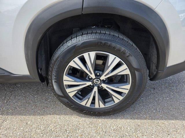 2021 Nissan Rogue - $10,000