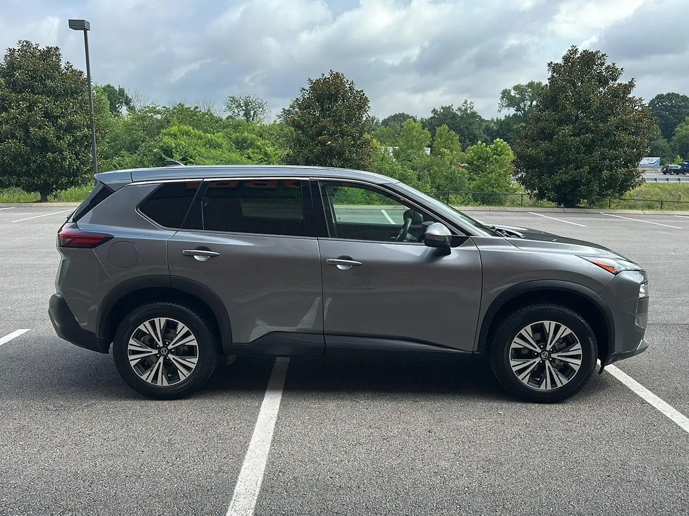 2021 Nissan Rogue - $17,950