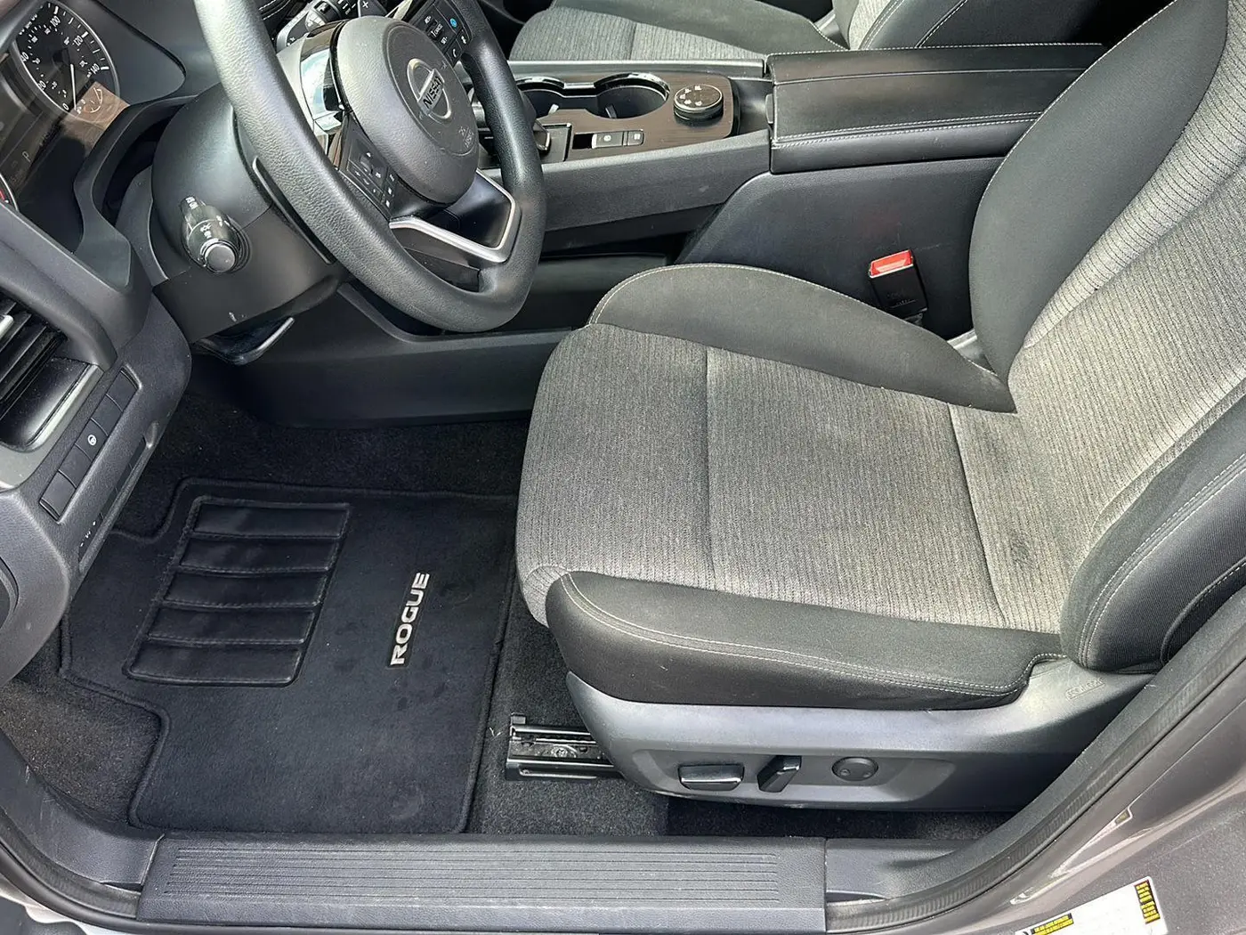 2021 Nissan Rogue - $17,950