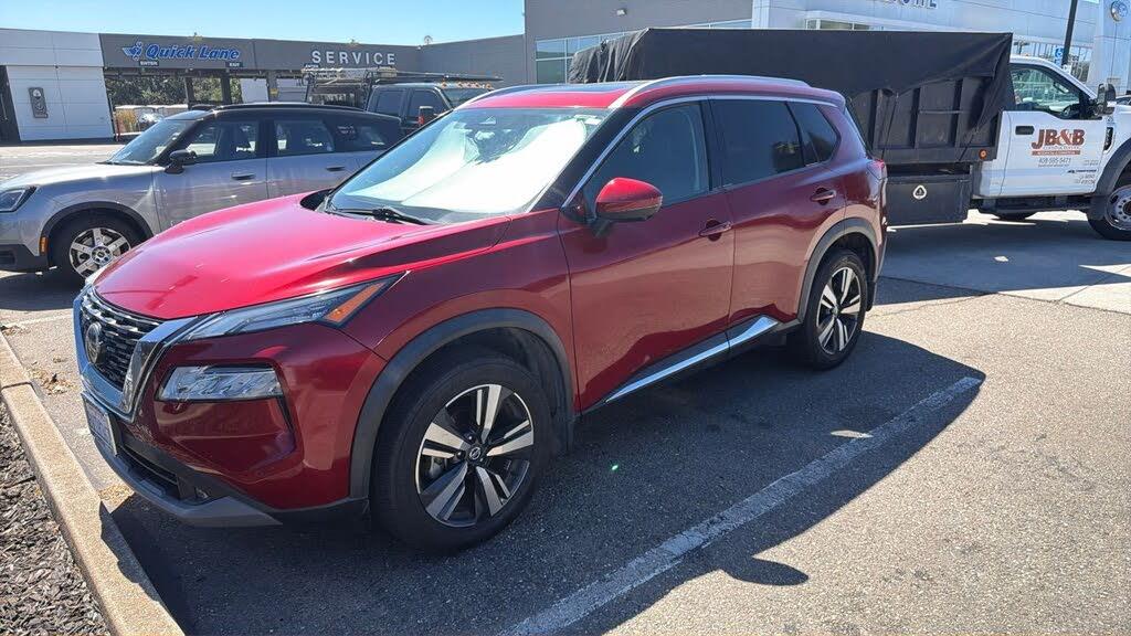 2021 Nissan Rogue - $23,900