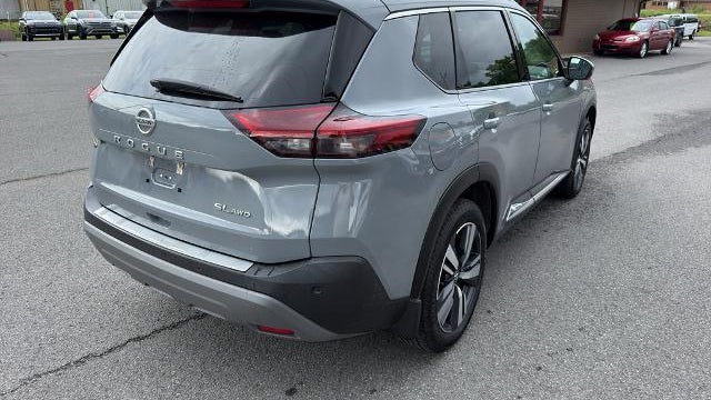 2021 Nissan Rogue SL