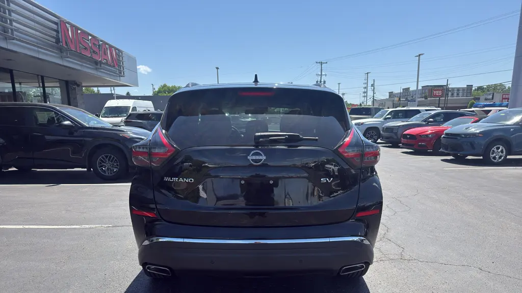 2023 Nissan Murano SV