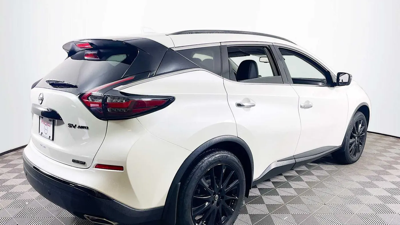 2023 Nissan Murano SV