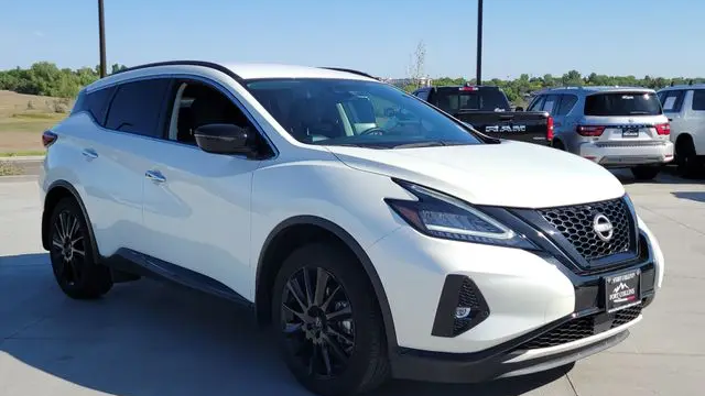 2023 Nissan Murano SV
