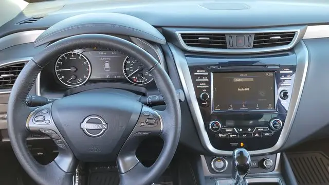 2023 Nissan Murano SV