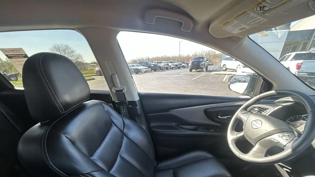 2023 Nissan Murano SV