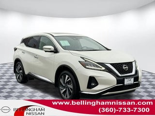 2024 Nissan Murano with Pearl White Tricoat Exterior