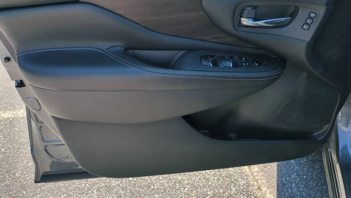 2023 Nissan Murano Platinum